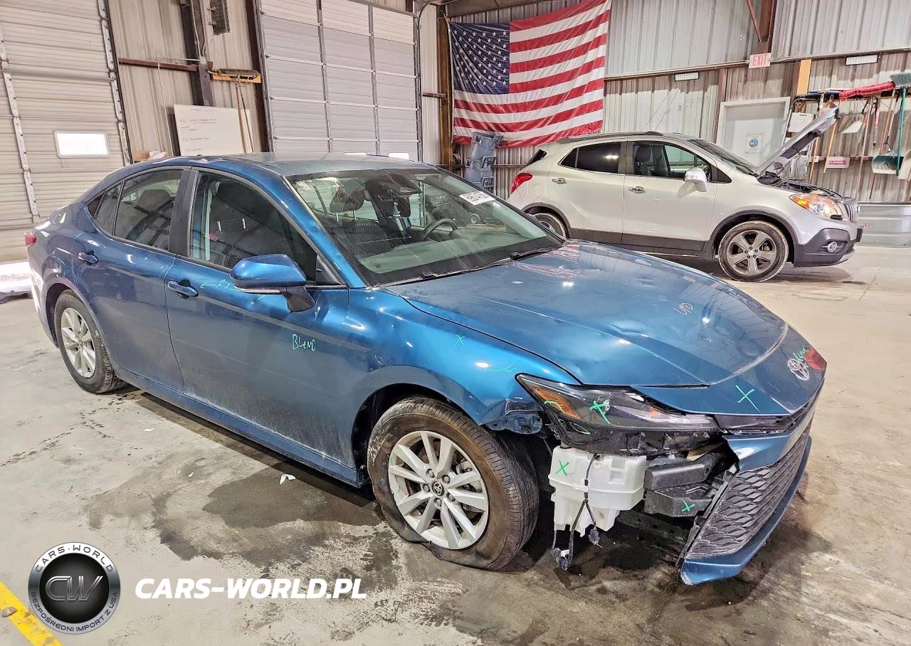 2026 Toyota Camry Le VIN:4T1DAACKXTU275501 - 4