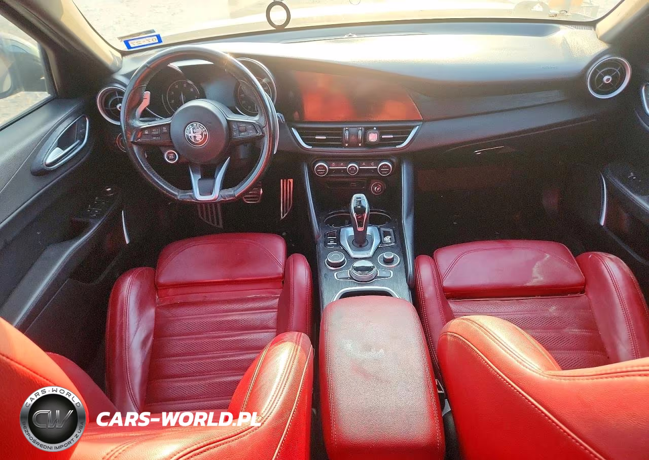 2022 Alfa Romeo Giulia VIN:ZARFAMAN7N7655480 - 8