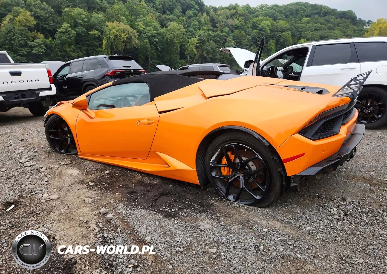 2017 Lamborghini Huracan VIN:ZHWUR2ZF2HLA07627 - 2