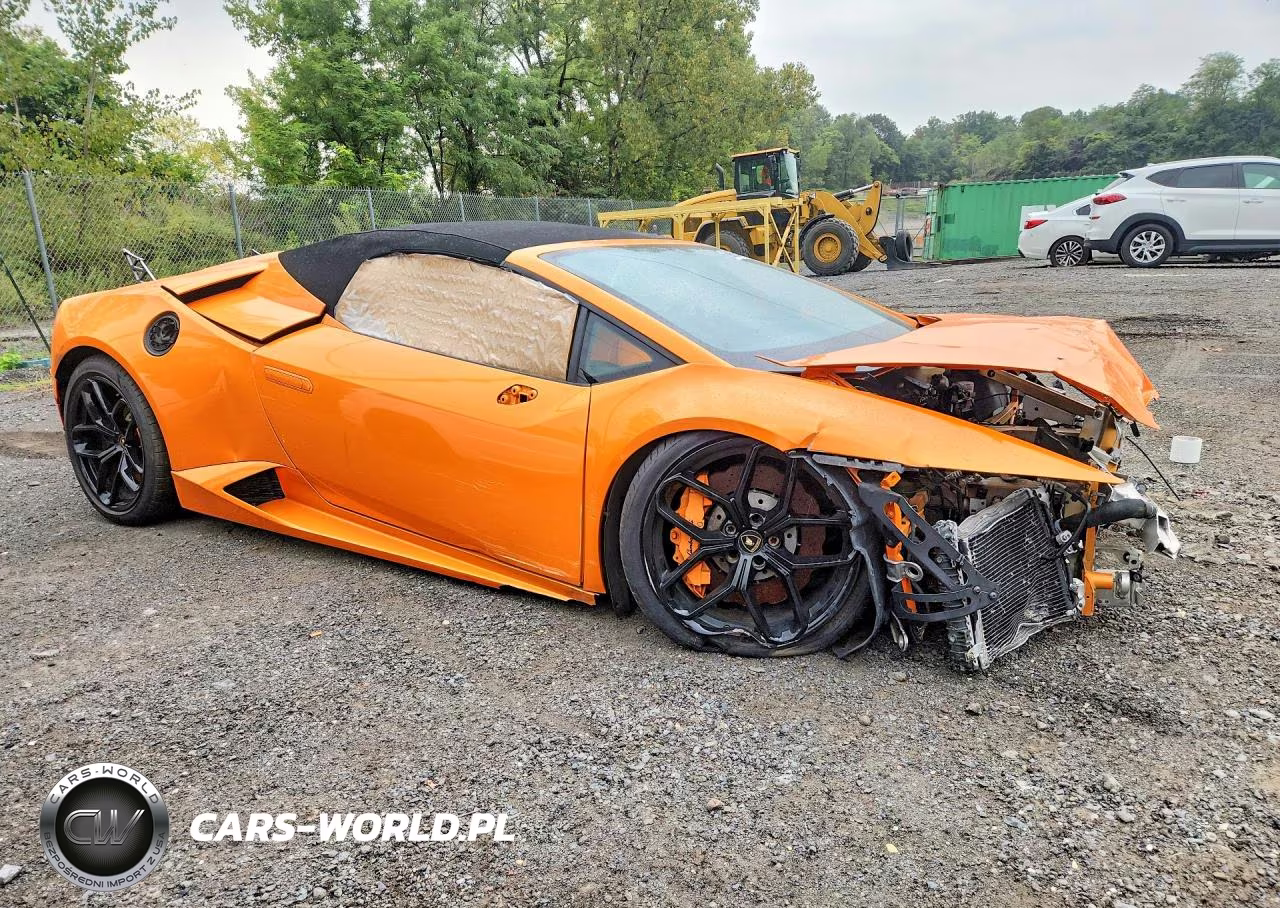2017 Lamborghini Huracan VIN:ZHWUR2ZF2HLA07627 - 4