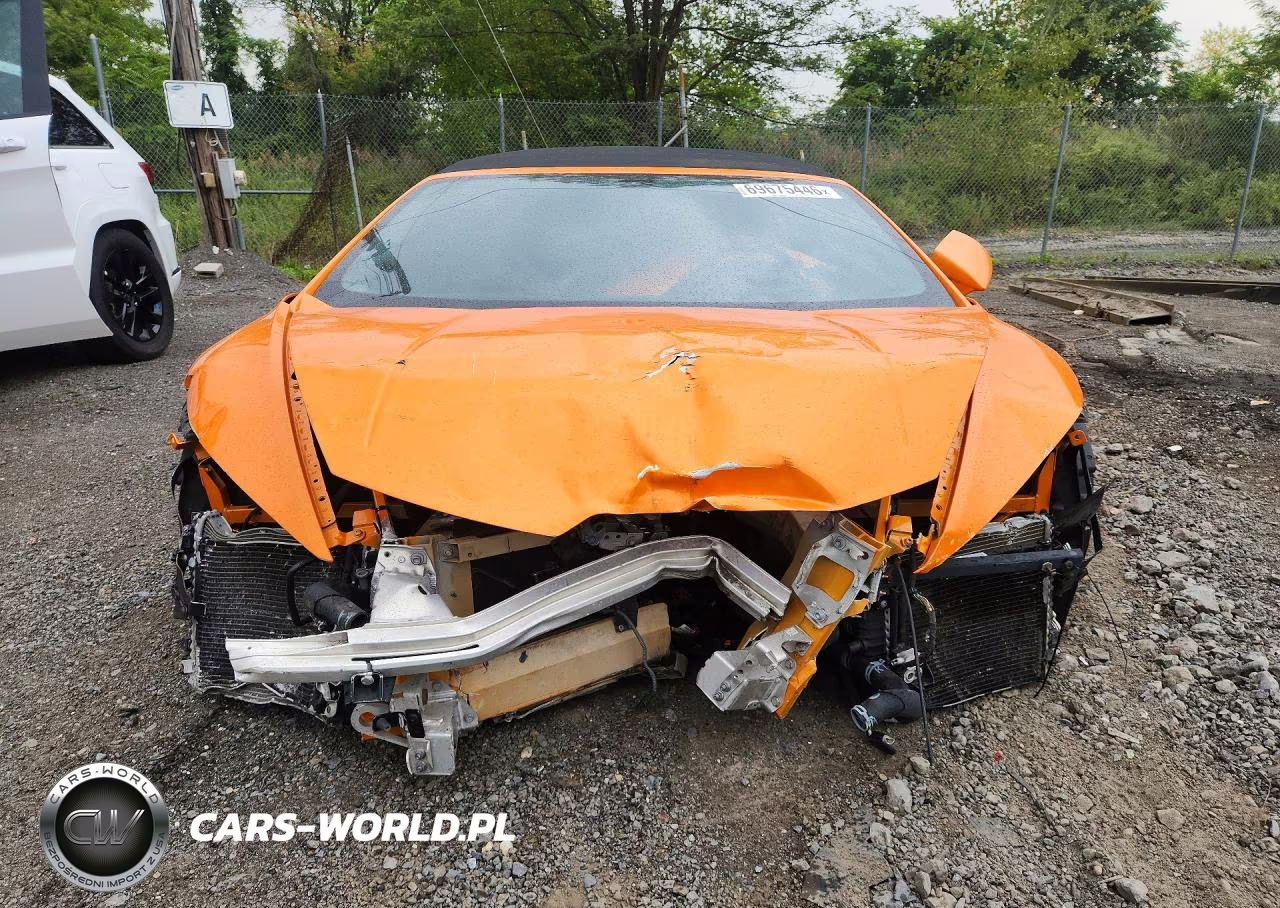 2017 Lamborghini Huracan VIN:ZHWUR2ZF2HLA07627 - 5