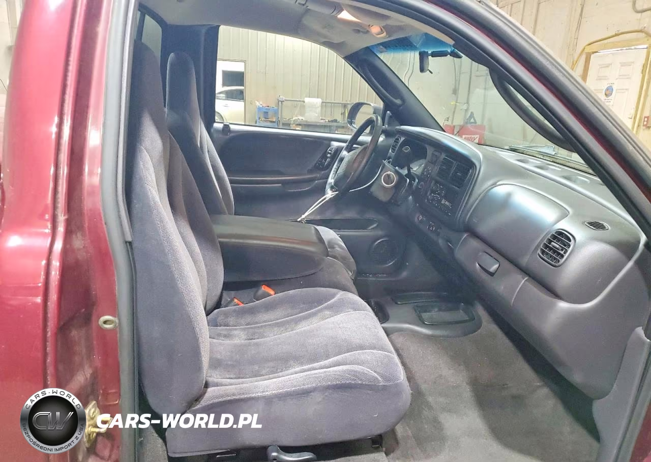 2000 Dodge Dakota VIN:1B7FL26N1YS796189 - 10