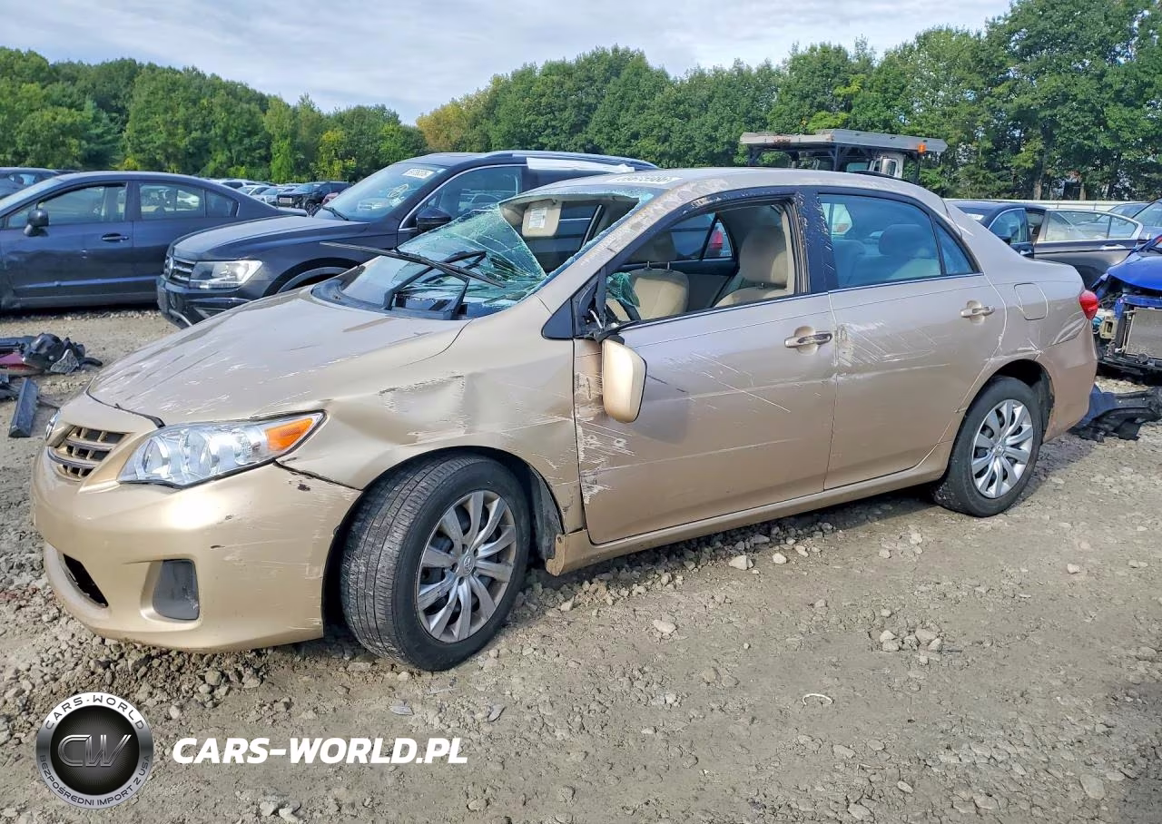 2013 Toyota Corolla Le – zdjęcie 1 z 12