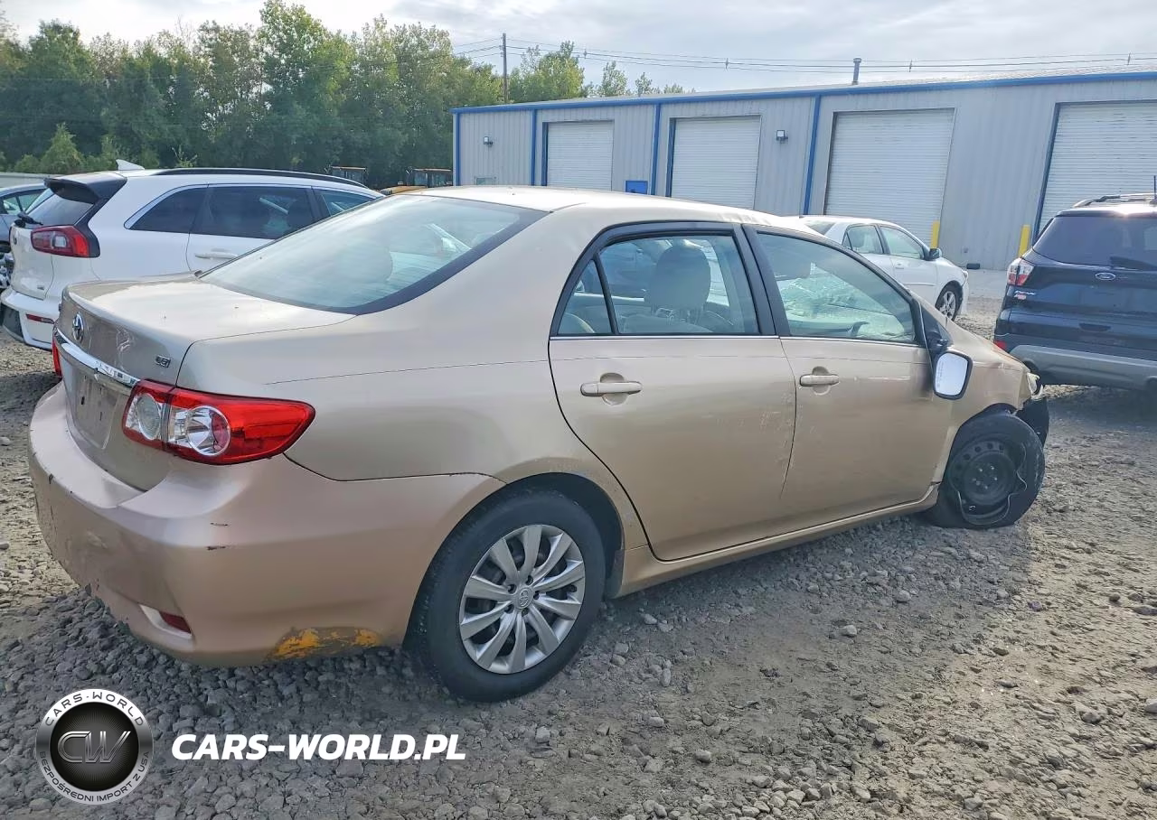 2013 Toyota Corolla Le VIN:5YFBU4EE5DP196571 - 3