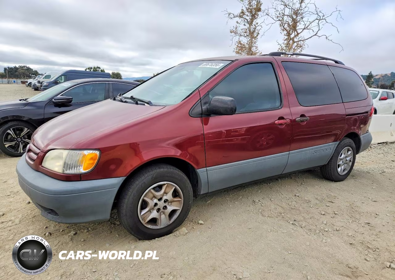 2002 Toyota Sienna Le