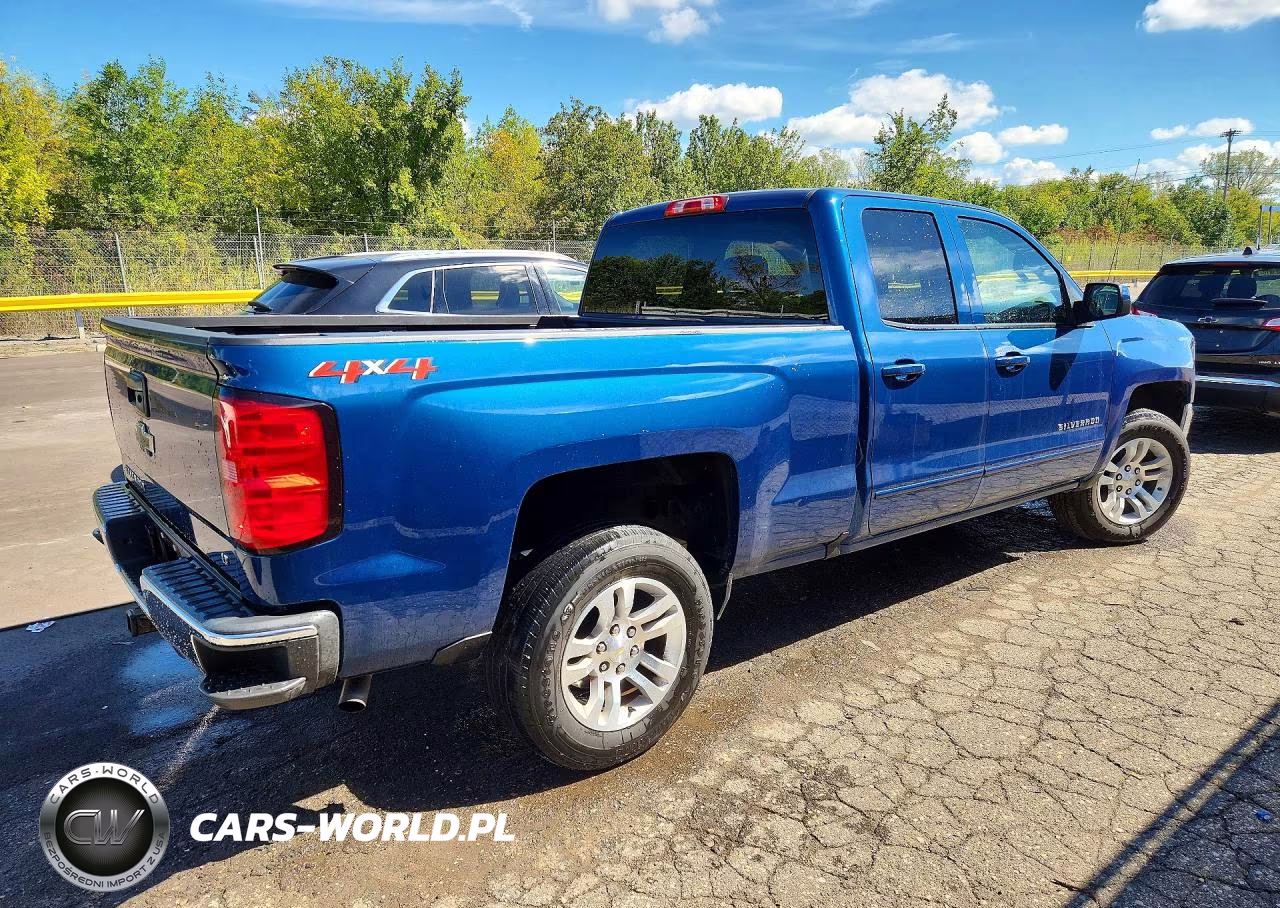 2018 Chevrolet Silverado K1500 Lt VIN:1GCVKREC7JZ114968 - 3