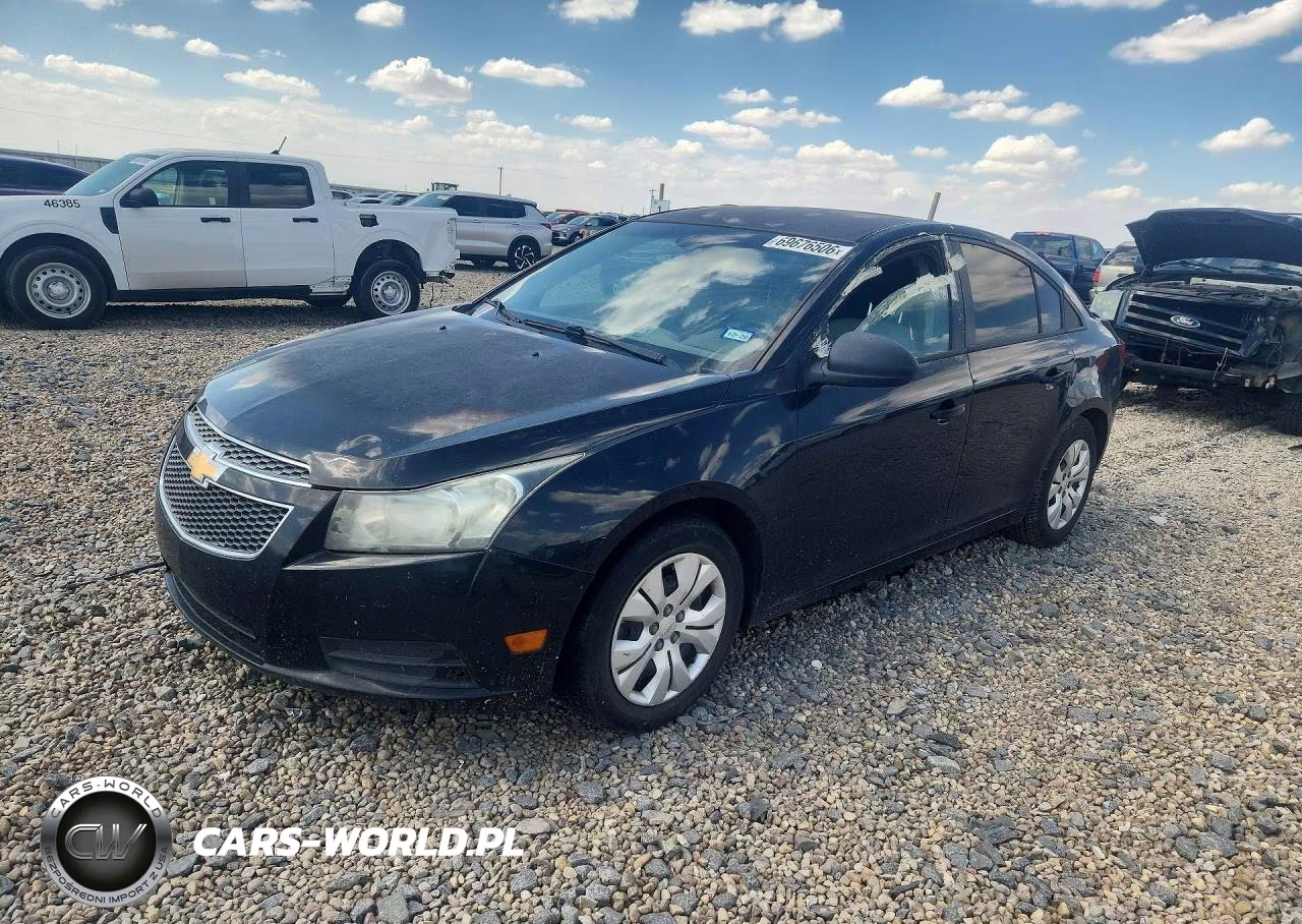 2013 Chevrolet Cruze Ls VIN:1G1PA5SH7D7257724 - 1