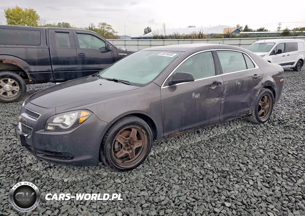 2011 Chevrolet Malibu Ls VIN:1G1ZB5E19BF174576 - 1