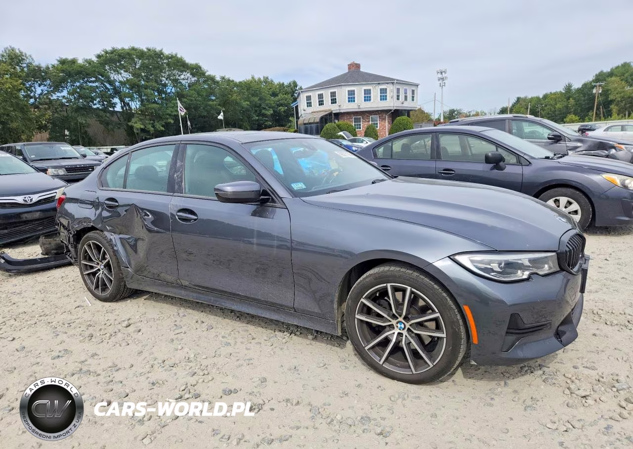 2021 BMW 330Xi VIN:3MW5R7J02M8B82621 - 4
