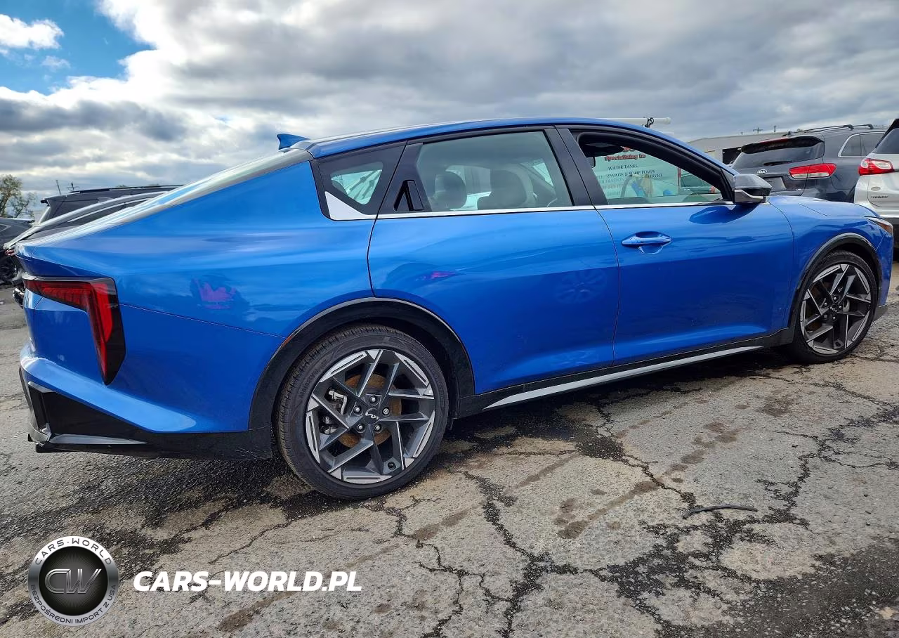 2025 Kia K4 Gt Line VIN:3KPFW4DE7SE162594 - 3