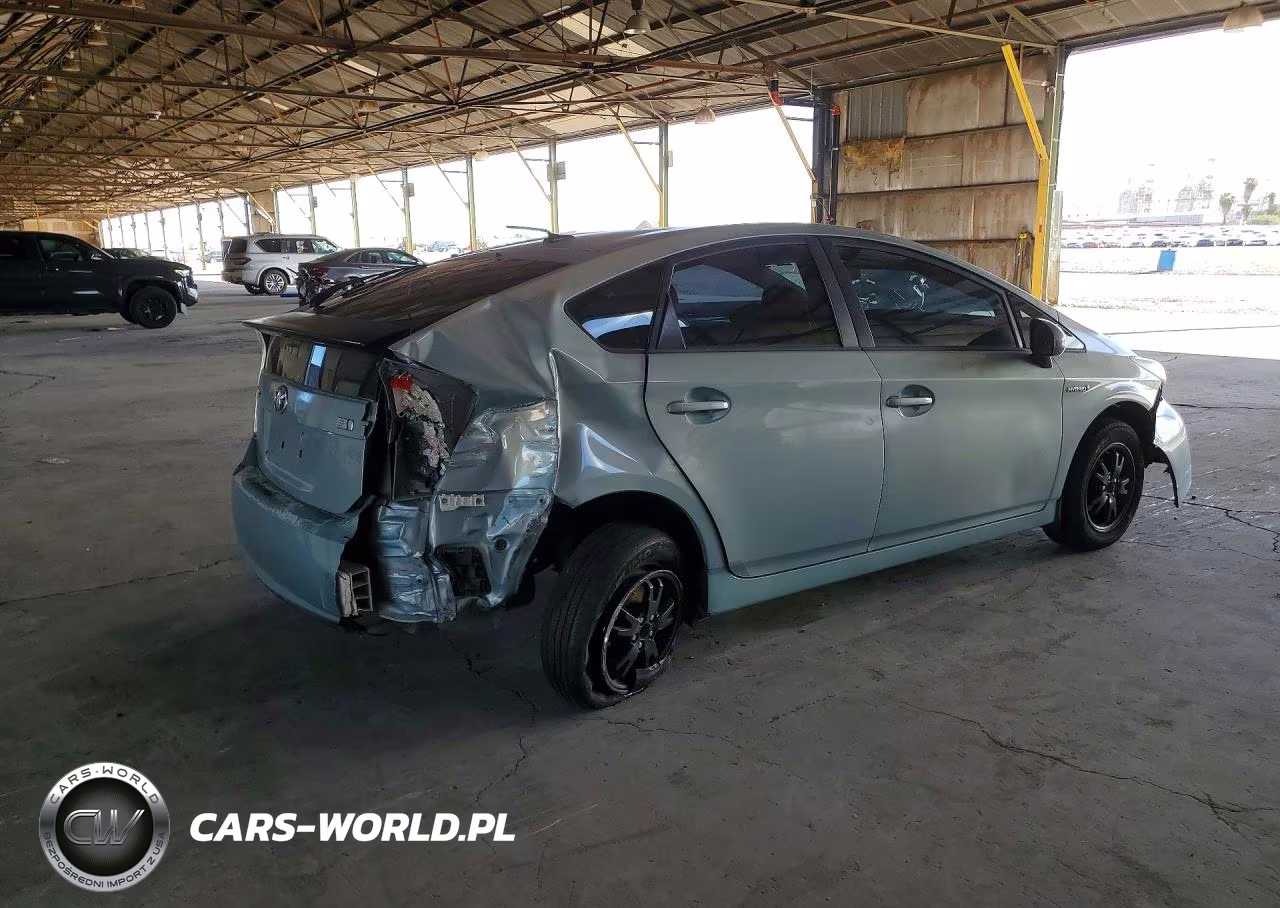 2012 Toyota Prius Four VIN:JTDKN3DU4C5384509 - 3