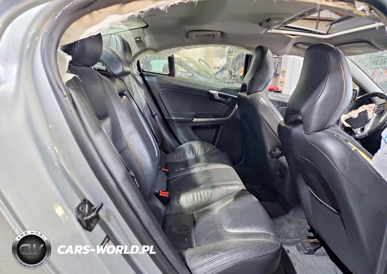 2013 Volvo S60 T5 VIN:YV1612FS3D2230535 - 10