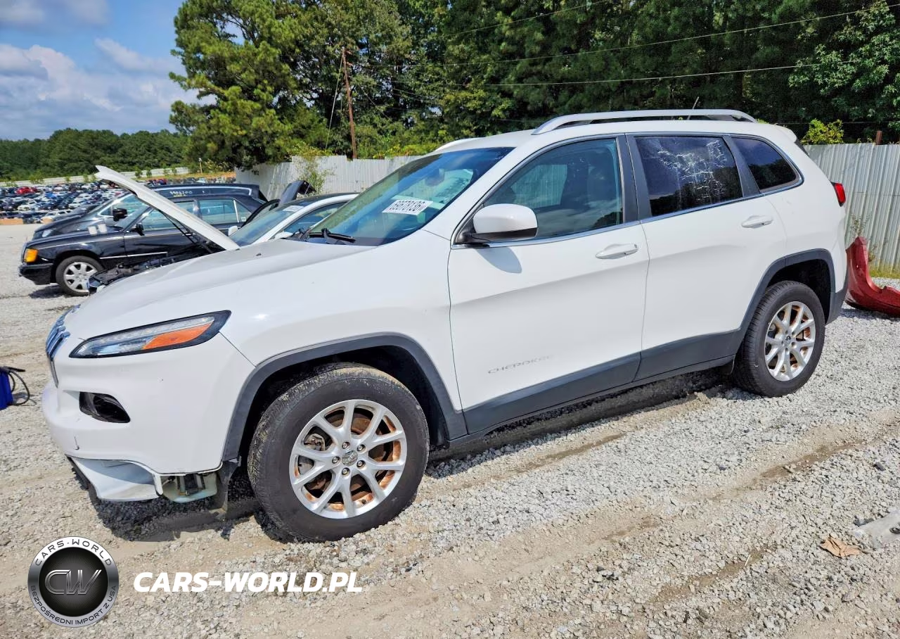 2015 Jeep Cherokee Latitude – zdjęcie 1 z 13