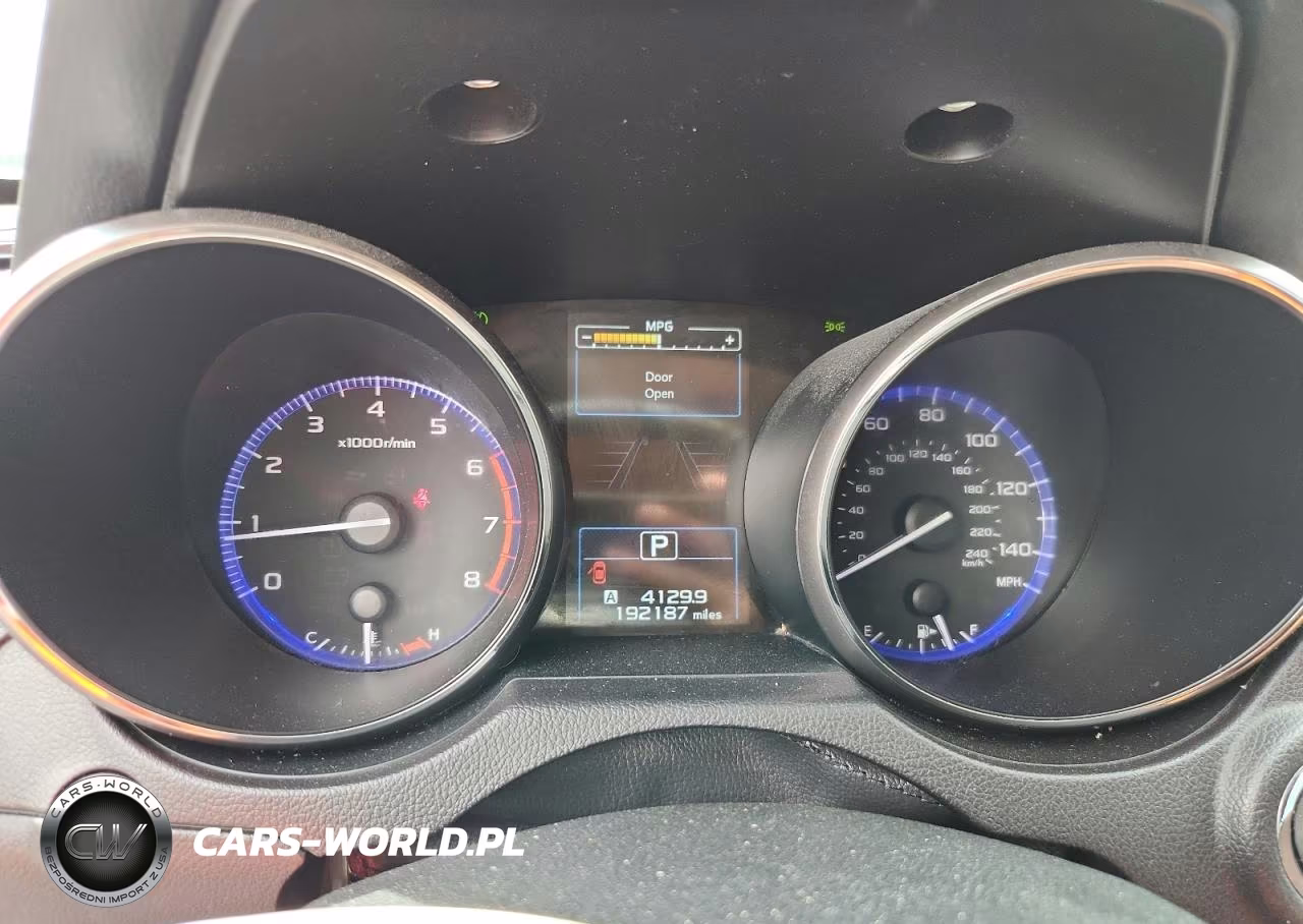 2017 Subaru Outback Touring VIN:4S4BSATC5H3385088 - 9