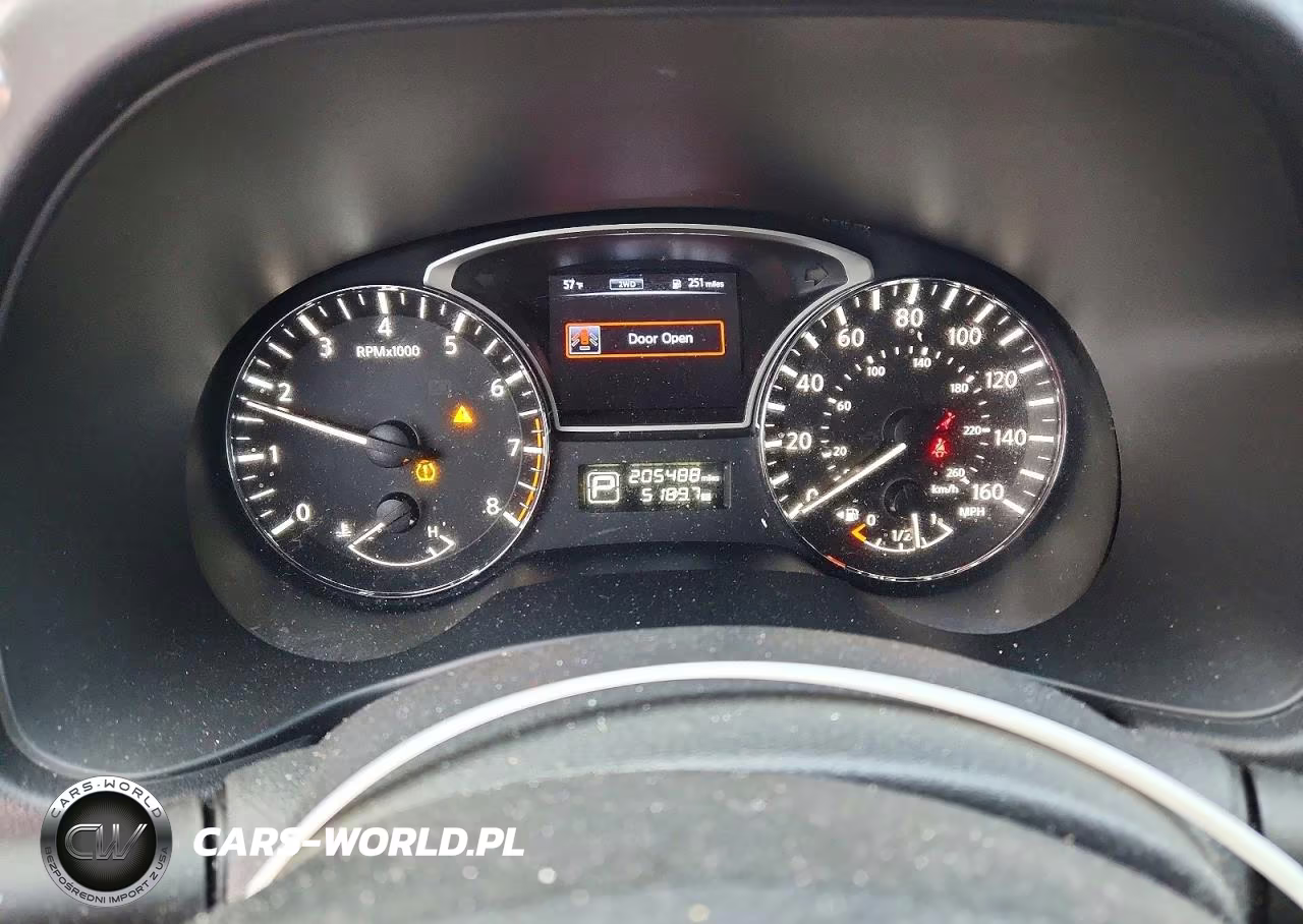 2015 Nissan Pathfinder S VIN:5N1AR2MM1FC645147 - 9