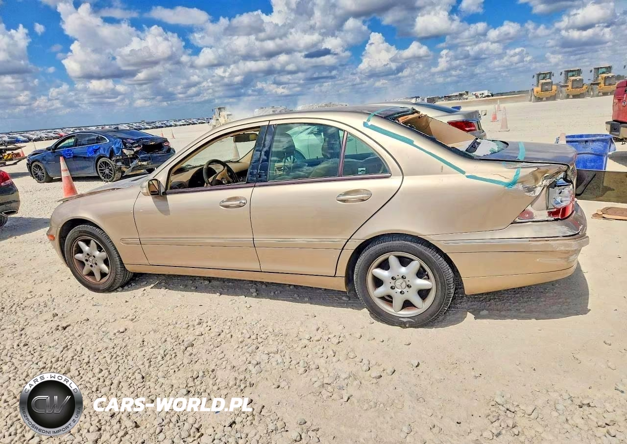 2003 Mercedes-Benz C 320 VIN:WDBRF64J53F353653 - 2