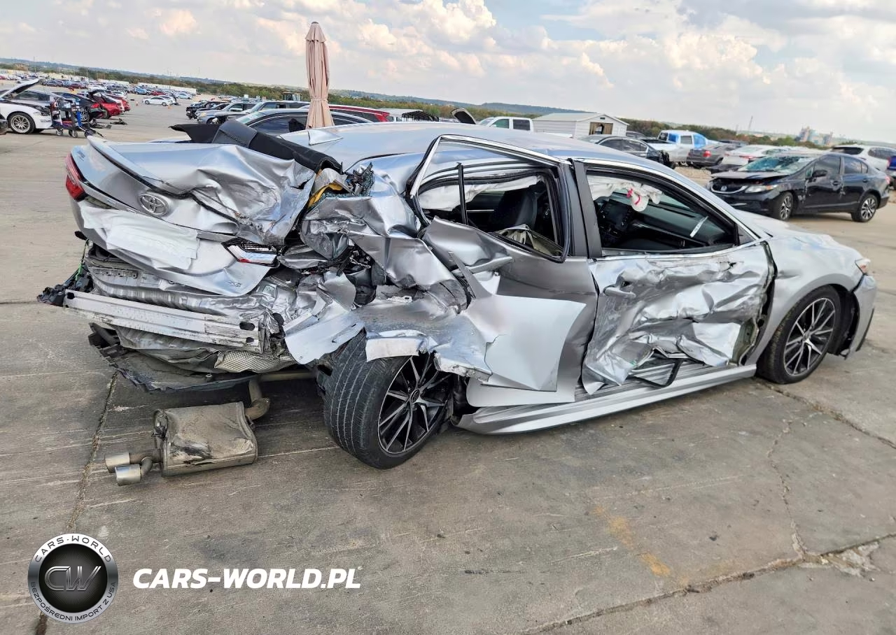 2021 Toyota Camry Se VIN:4T1G11AK6MU538729 - 3