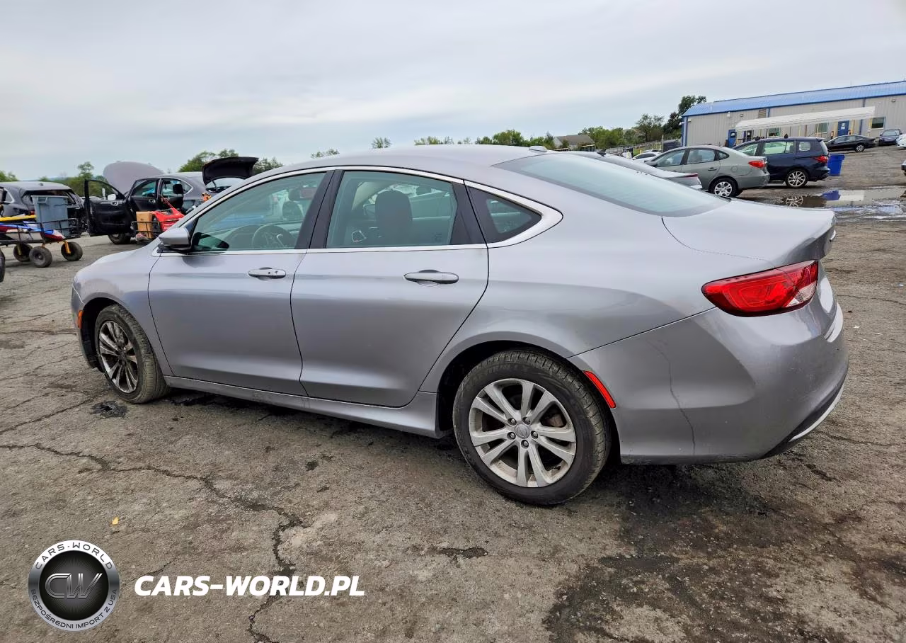 2015 Chrysler 200 Limited VIN:1C3CCCAB9FN758635 - 2
