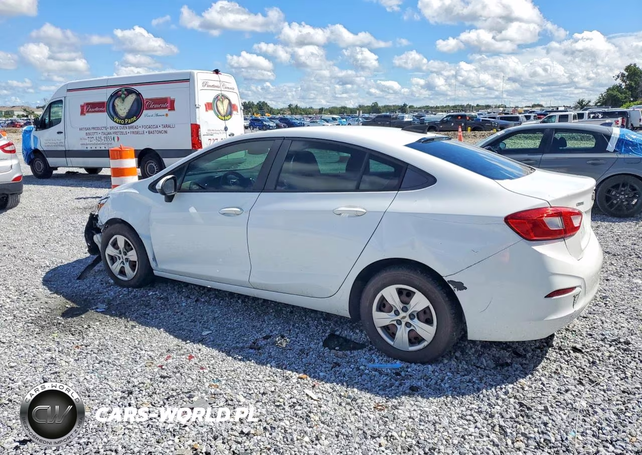 2018 Chevrolet Cruze Ls VIN:1G1BC5SM3J7199110 - 2