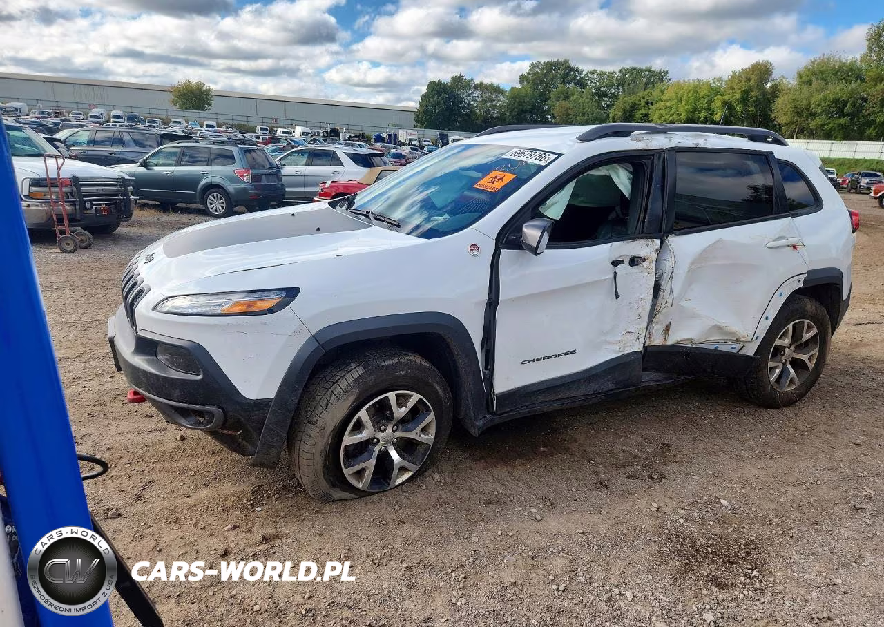 2016 Jeep Cherokee Trailhawk – zdjęcie 1 z 13