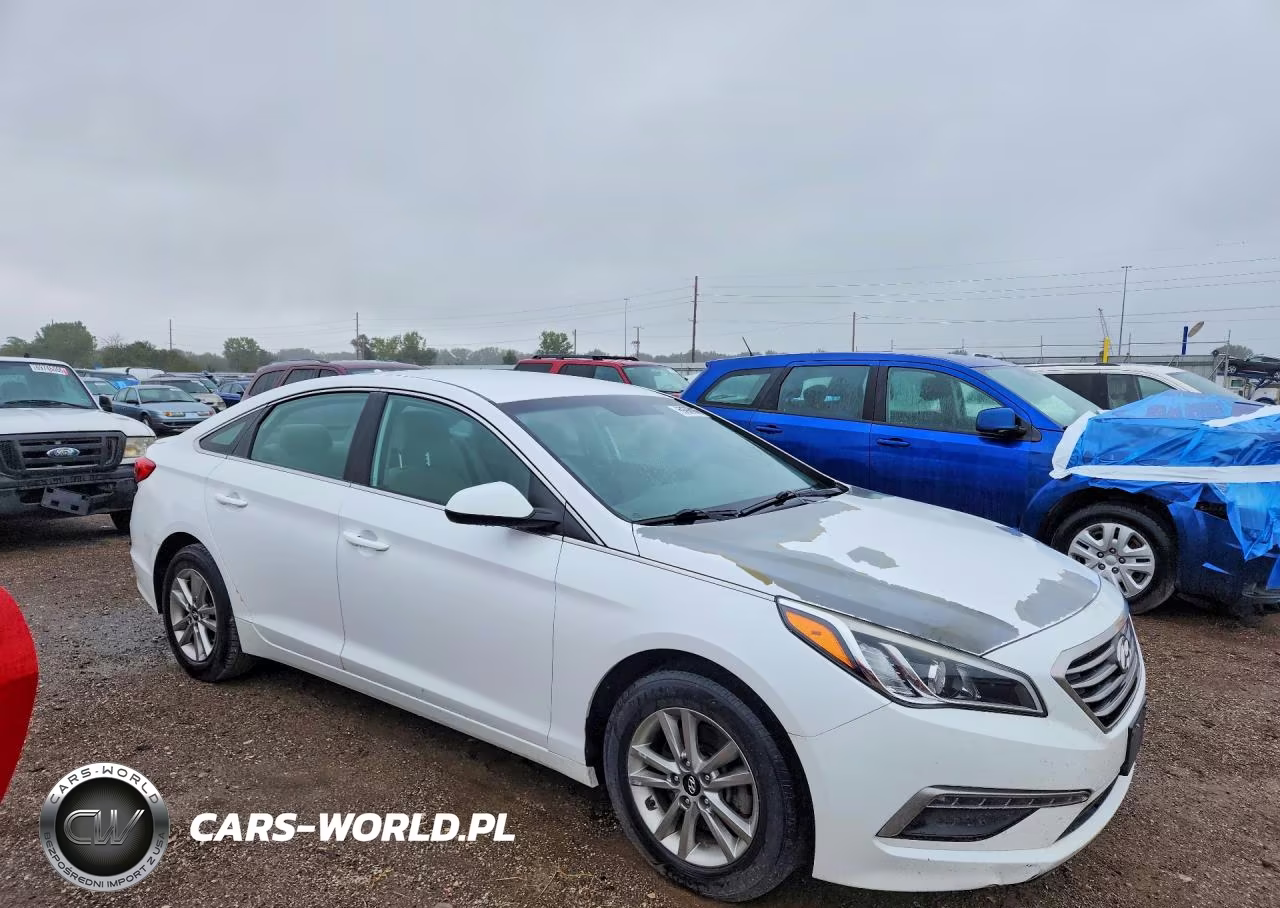 2015 Hyundai Sonata Se VIN:5NPE24AF2FH026573 - 4
