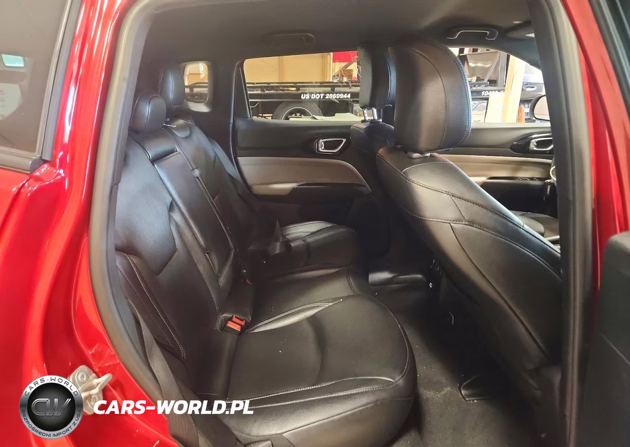 2025 Jeep Compass Limited VIN:3C4NJDCN2ST511569 - 11