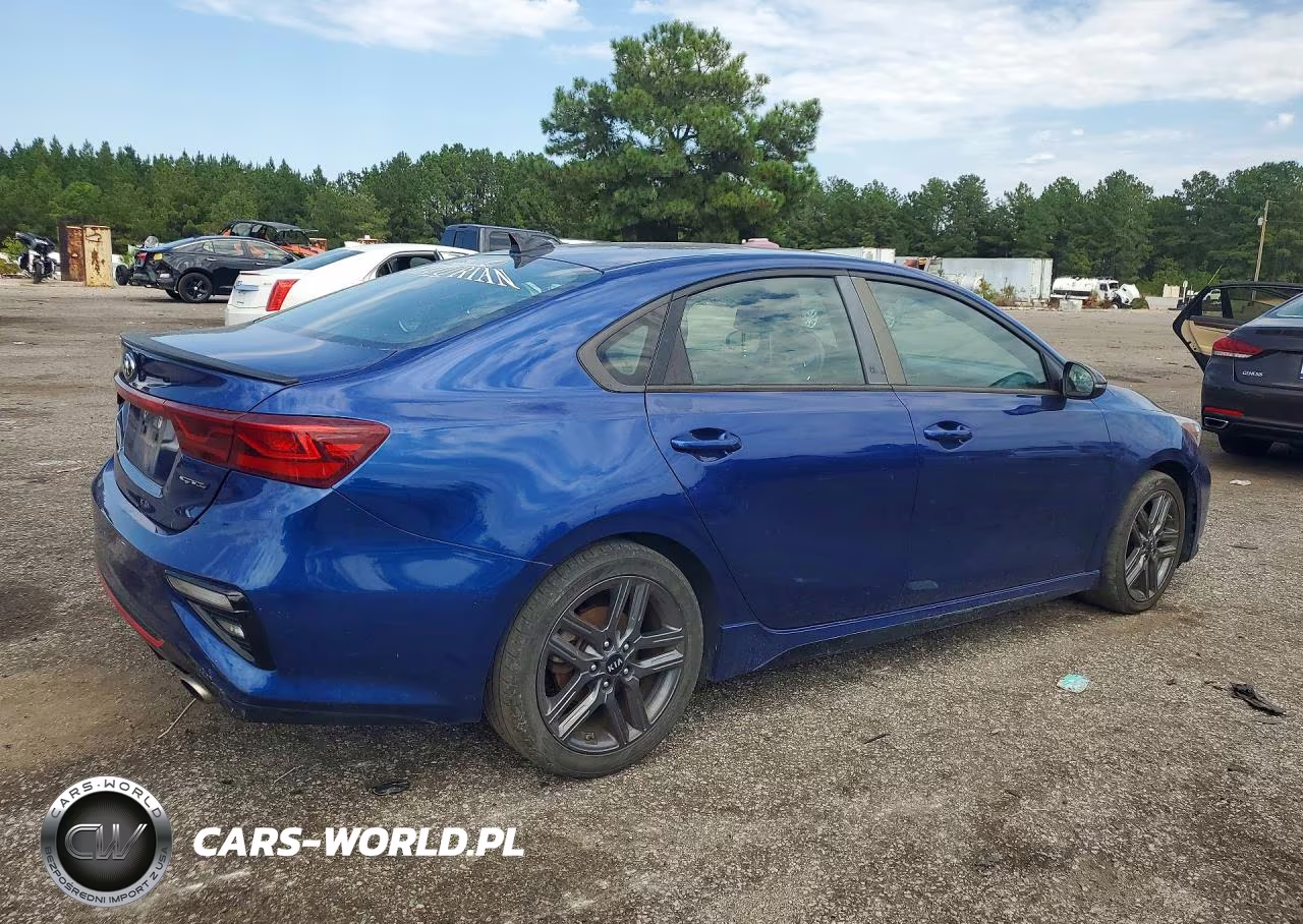 2020 Kia Forte Gt Line VIN:3KPF34AD4LE261833 - 3