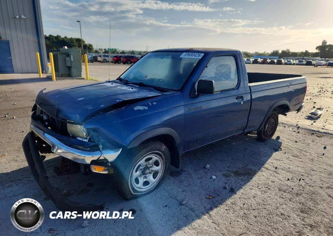 2000 Nissan Frontier Xe