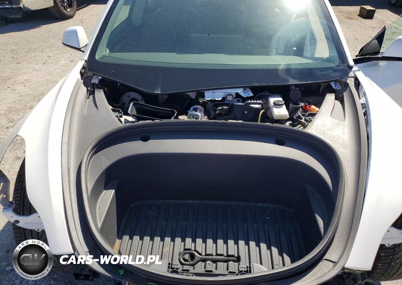 2023 Tesla Model 3 VIN:5YJ3E1EA7PF583054 - 11