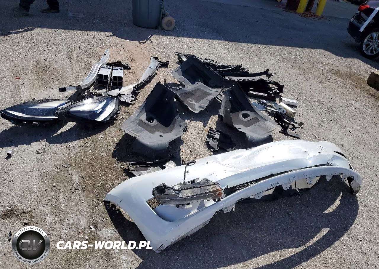 2023 Tesla Model 3 VIN:5YJ3E1EA7PF583054 - 12