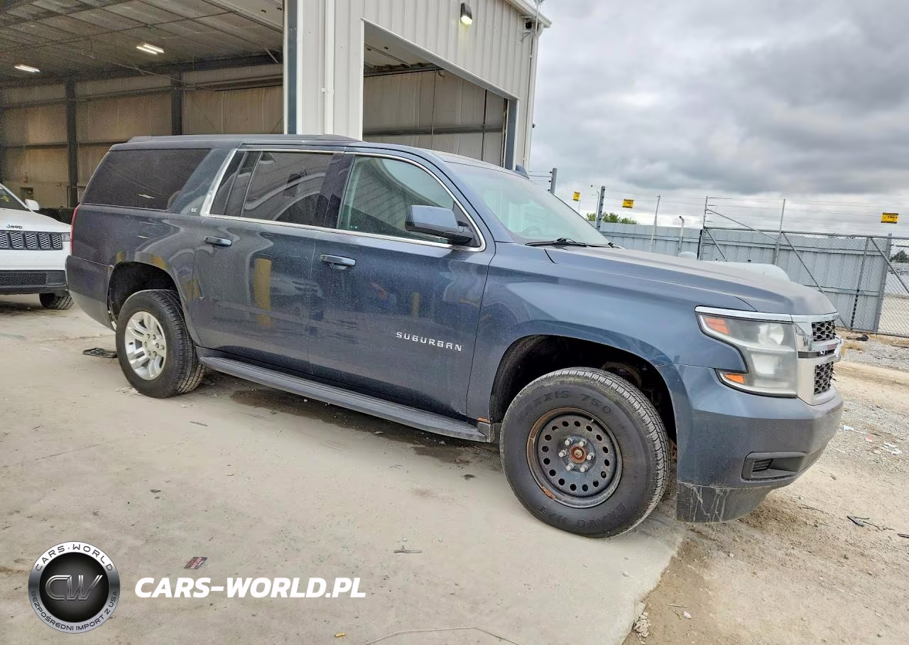 2019 Chevrolet Suburban K1500 Lt VIN:1GNSKHKC8KR330466 - 4