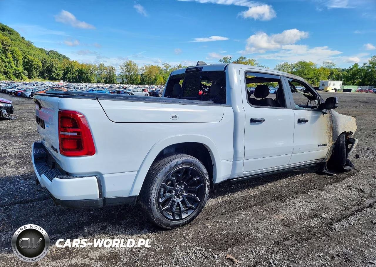 2026 Ram 1500 Limited VIN:1C6SRFHP2TN177215 - 3