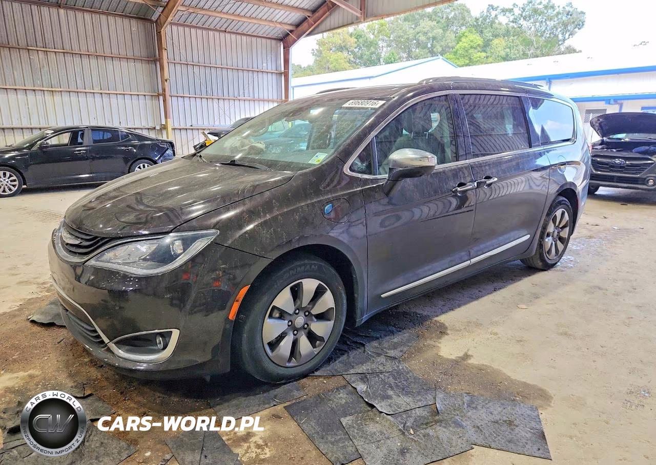 2018 Chrysler Pacifica Hybrid Limited VIN:2C4RC1N77JR127149 - 1