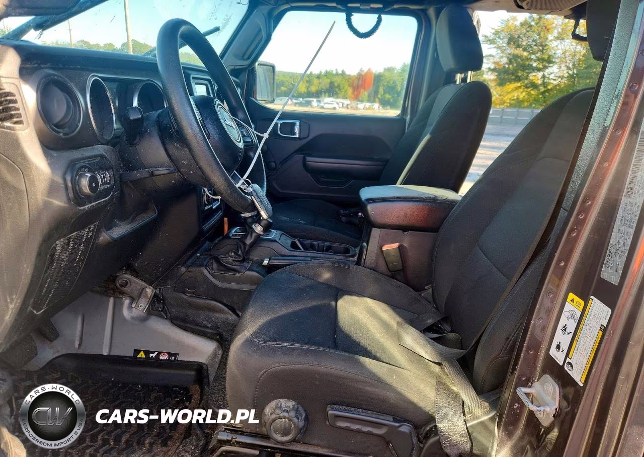 2018 Jeep Wrangler Unlimited Sport VIN:1C4HJXDN8JW250857 - 7