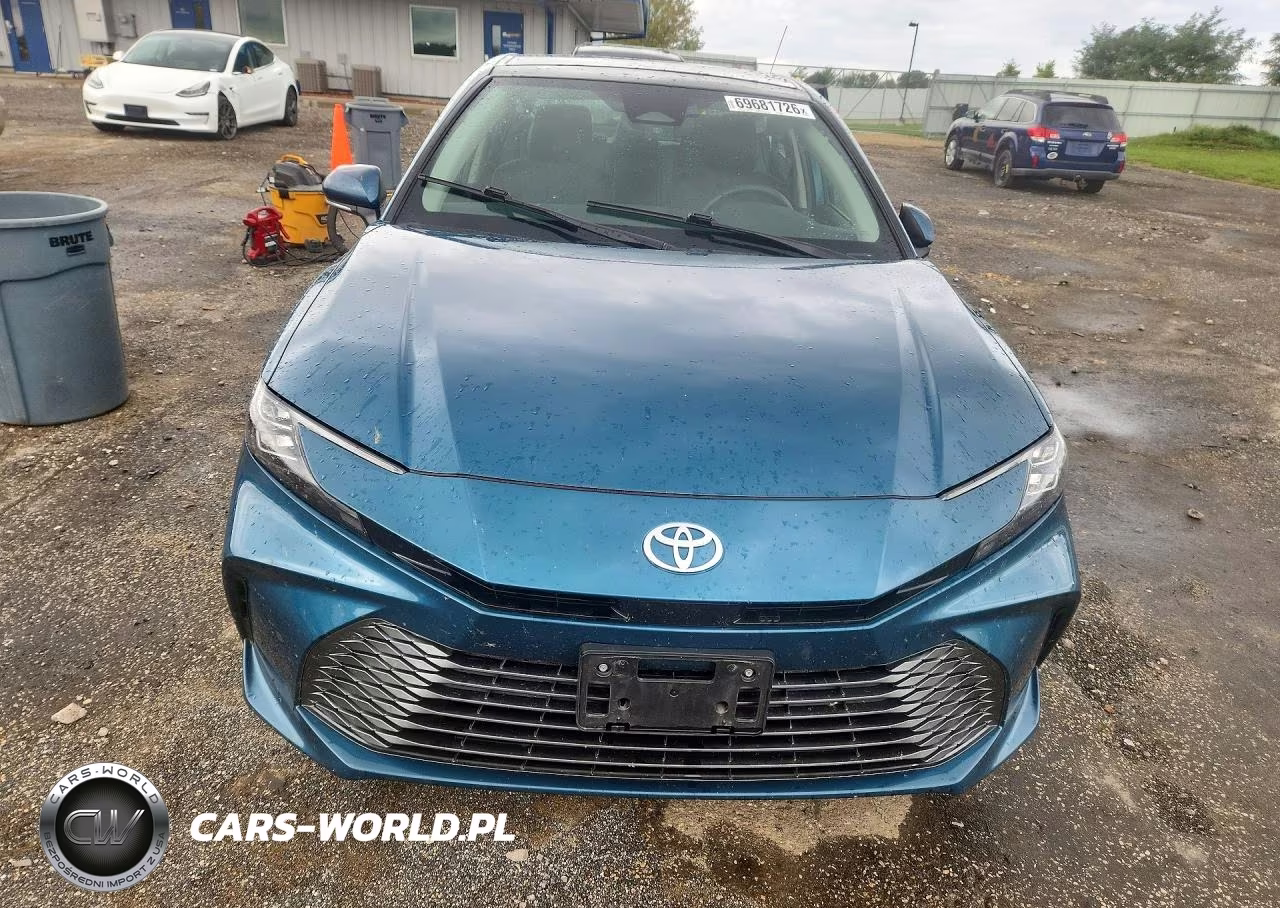 2025 Toyota Camry Xle VIN:4T1DBADK4SU529844 - 5
