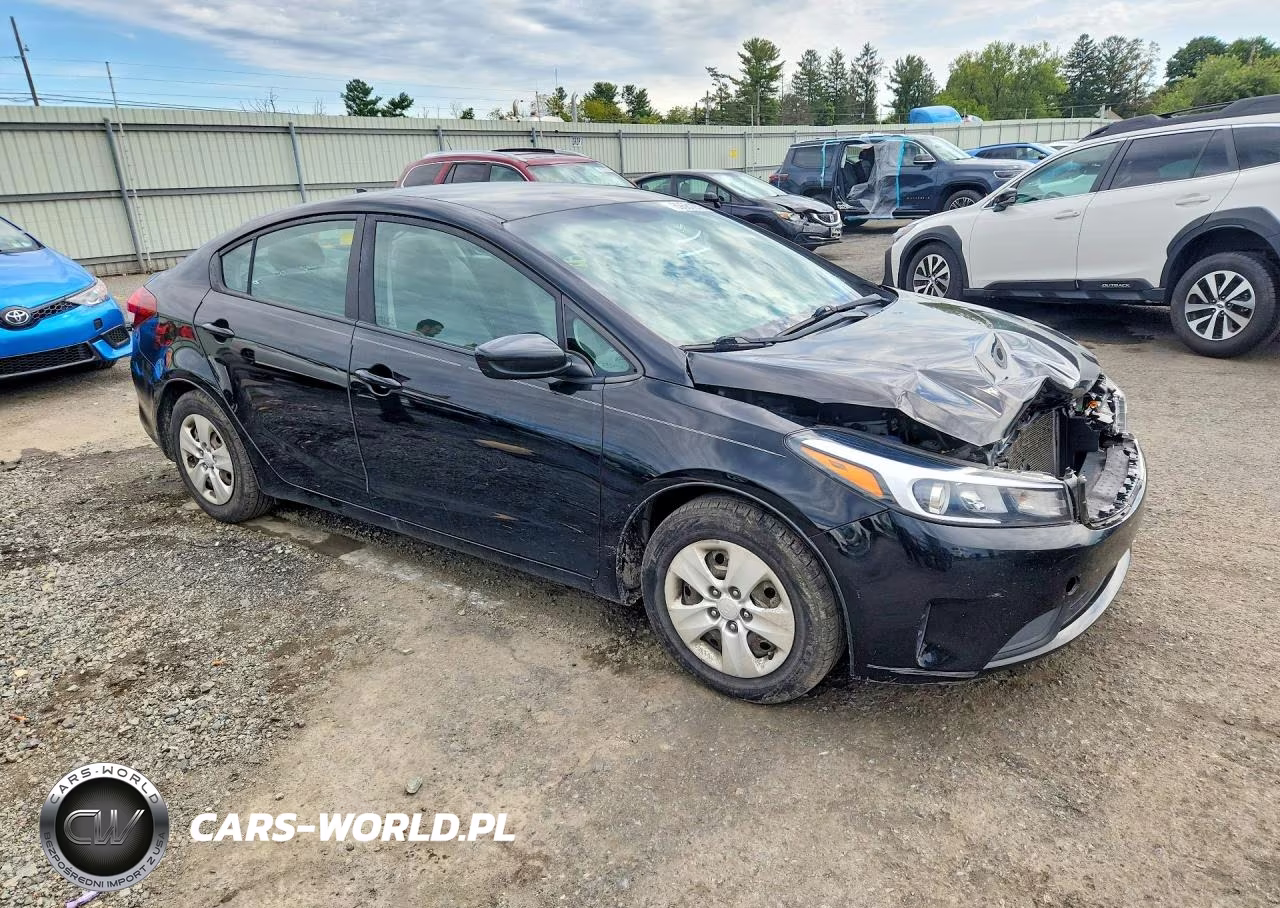 2017 Kia Forte Lx VIN:3KPFK4A72HE106721 - 4