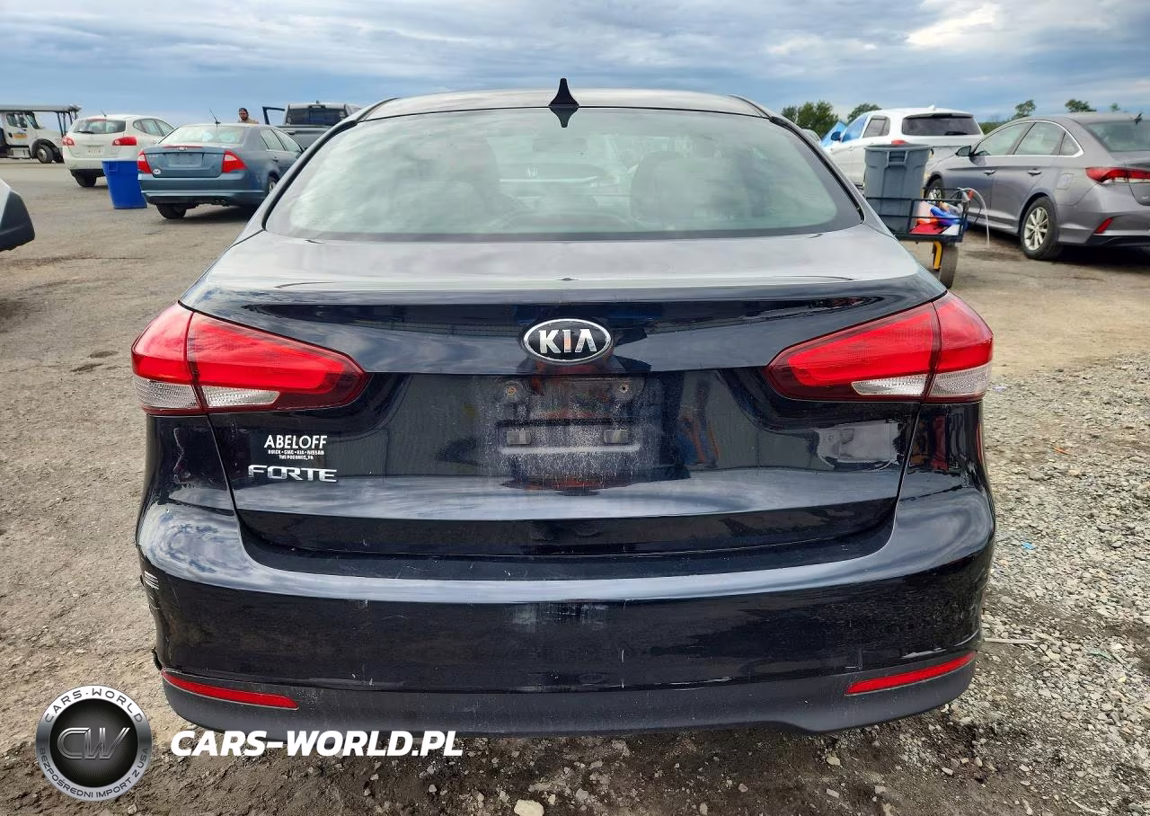 2017 Kia Forte Lx VIN:3KPFK4A72HE106721 - 6