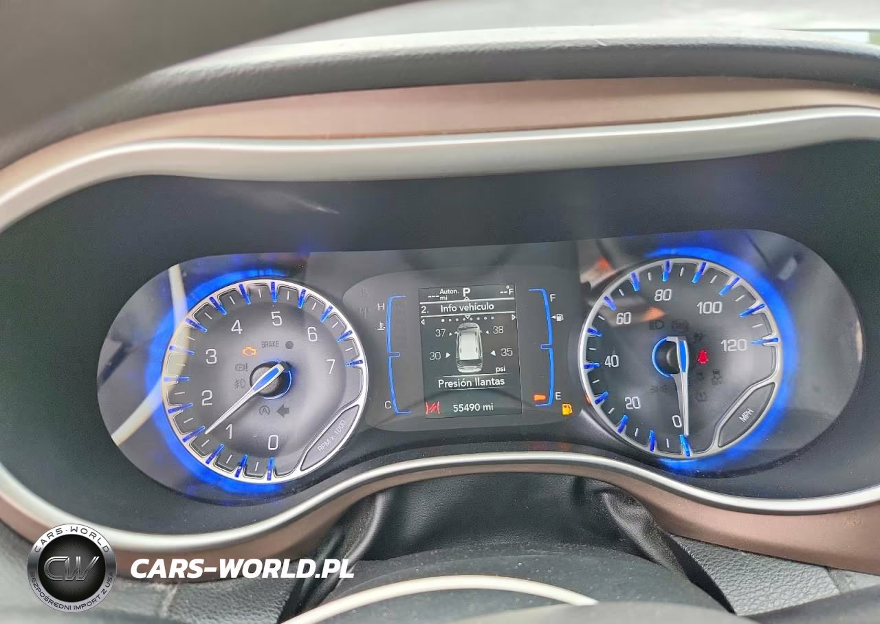 2018 Chrysler Pacifica L VIN:2C4RC1AG0JR120940 - 9