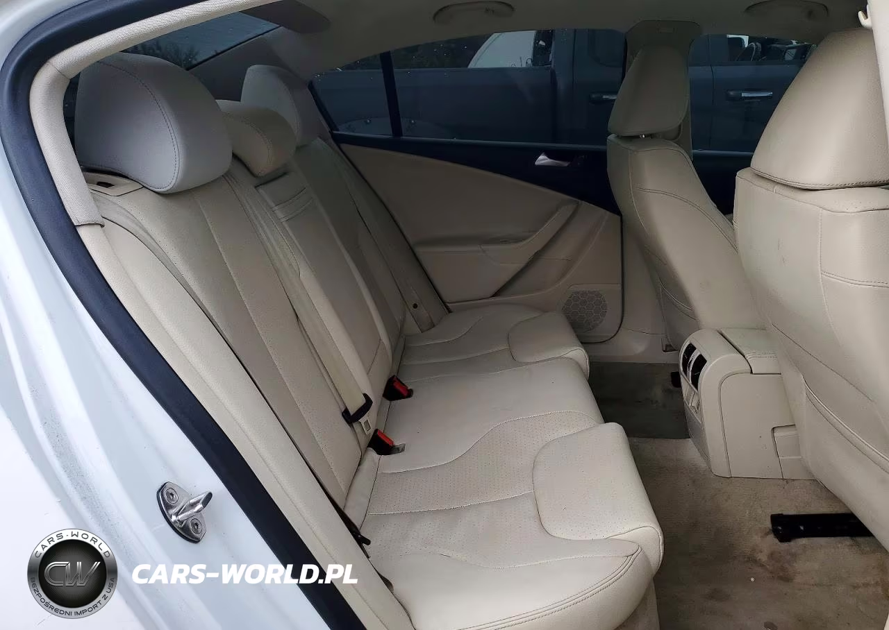 2010 Volkswagen Passat Komfort VIN:WVWJM7AN7AE154530 - 10