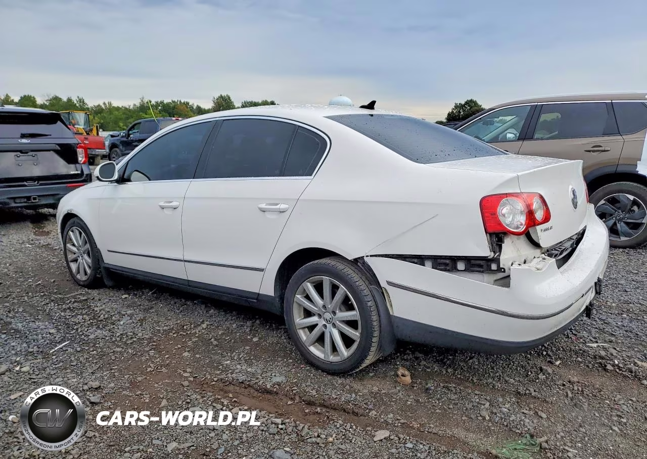 2010 Volkswagen Passat Komfort VIN:WVWJM7AN7AE154530 - 2