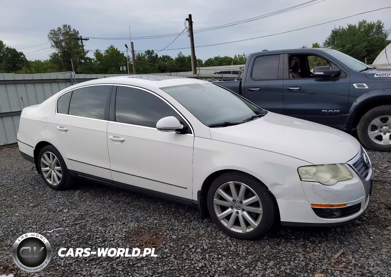2010 Volkswagen Passat Komfort VIN:WVWJM7AN7AE154530 - 4