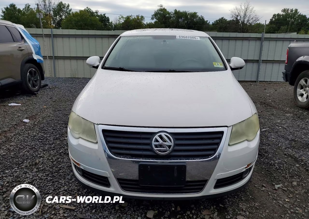 2010 Volkswagen Passat Komfort VIN:WVWJM7AN7AE154530 - 5
