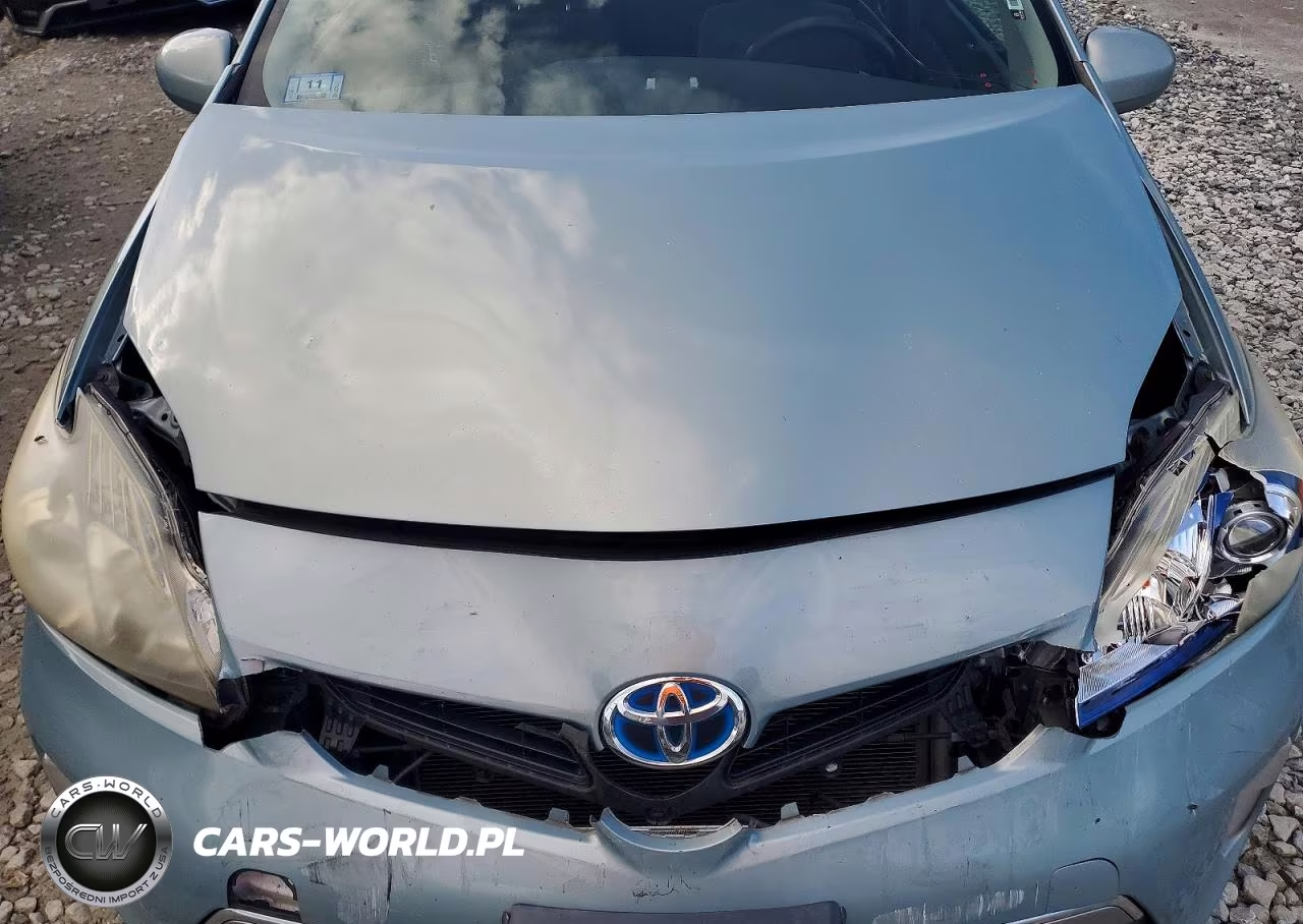 2012 Toyota Prius Plug-In Hybrid Base VIN:JTDKN3DP5C3026132 - 11