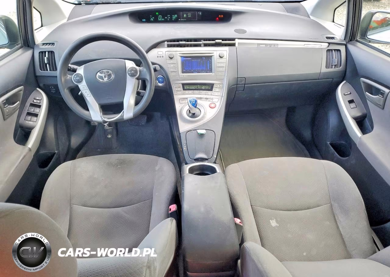 2012 Toyota Prius Plug-In Hybrid Base VIN:JTDKN3DP5C3026132 - 8
