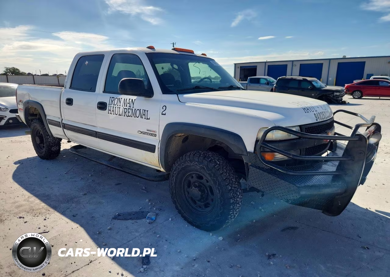 2002 Chevrolet Silverado K2500 Heavy Duty VIN:1GCHK23132F156577 - 4
