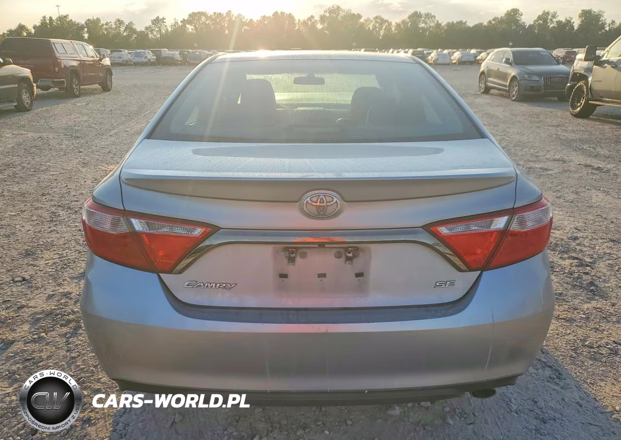 2015 Toyota Camry Se VIN:4T1BF1FK5FU915395 - 6
