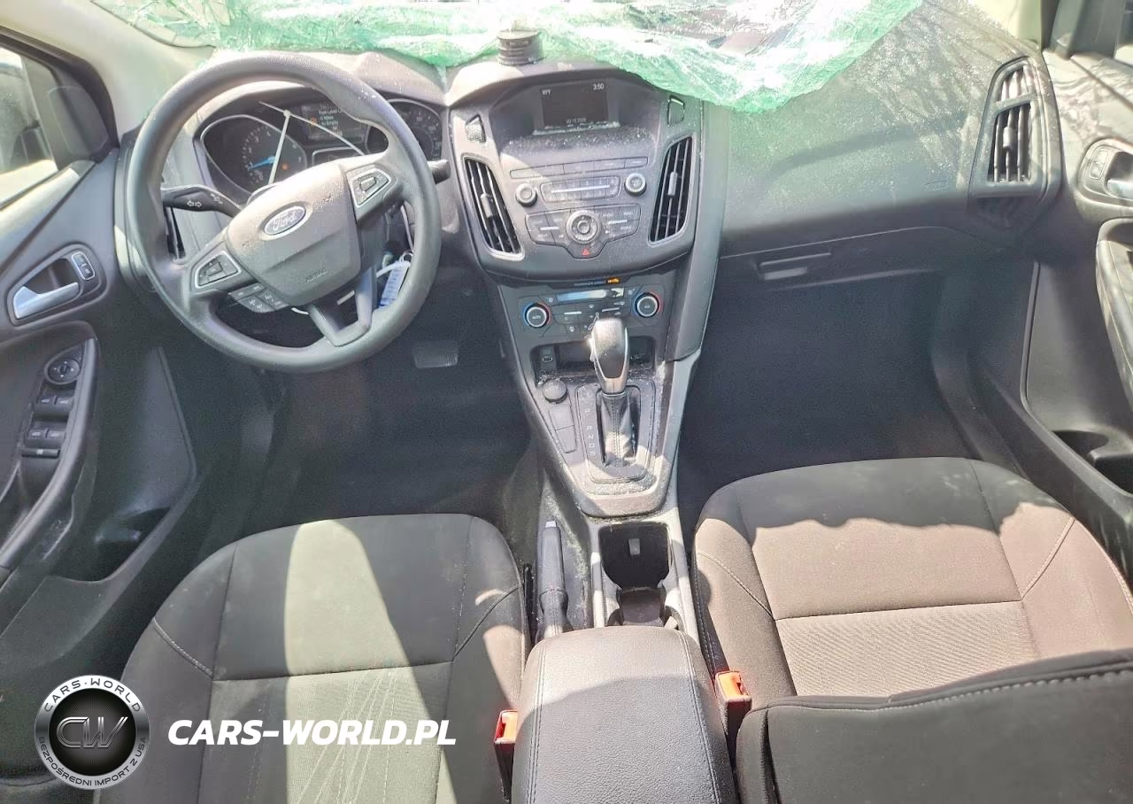 2018 Ford Focus Se VIN:1FADP3FE1JL309919 - 8