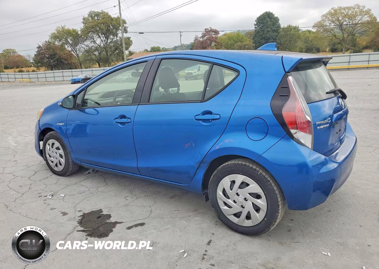 2016 Toyota Prius C Two VIN:JTDKDTB33G1137377 - 2