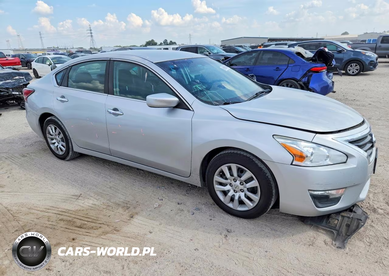 2014 Nissan Altima 2.5 VIN:1N4AL3AP8EN208443 - 4