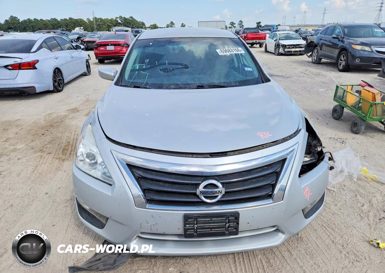 2014 Nissan Altima 2.5 VIN:1N4AL3AP8EN208443 - 5